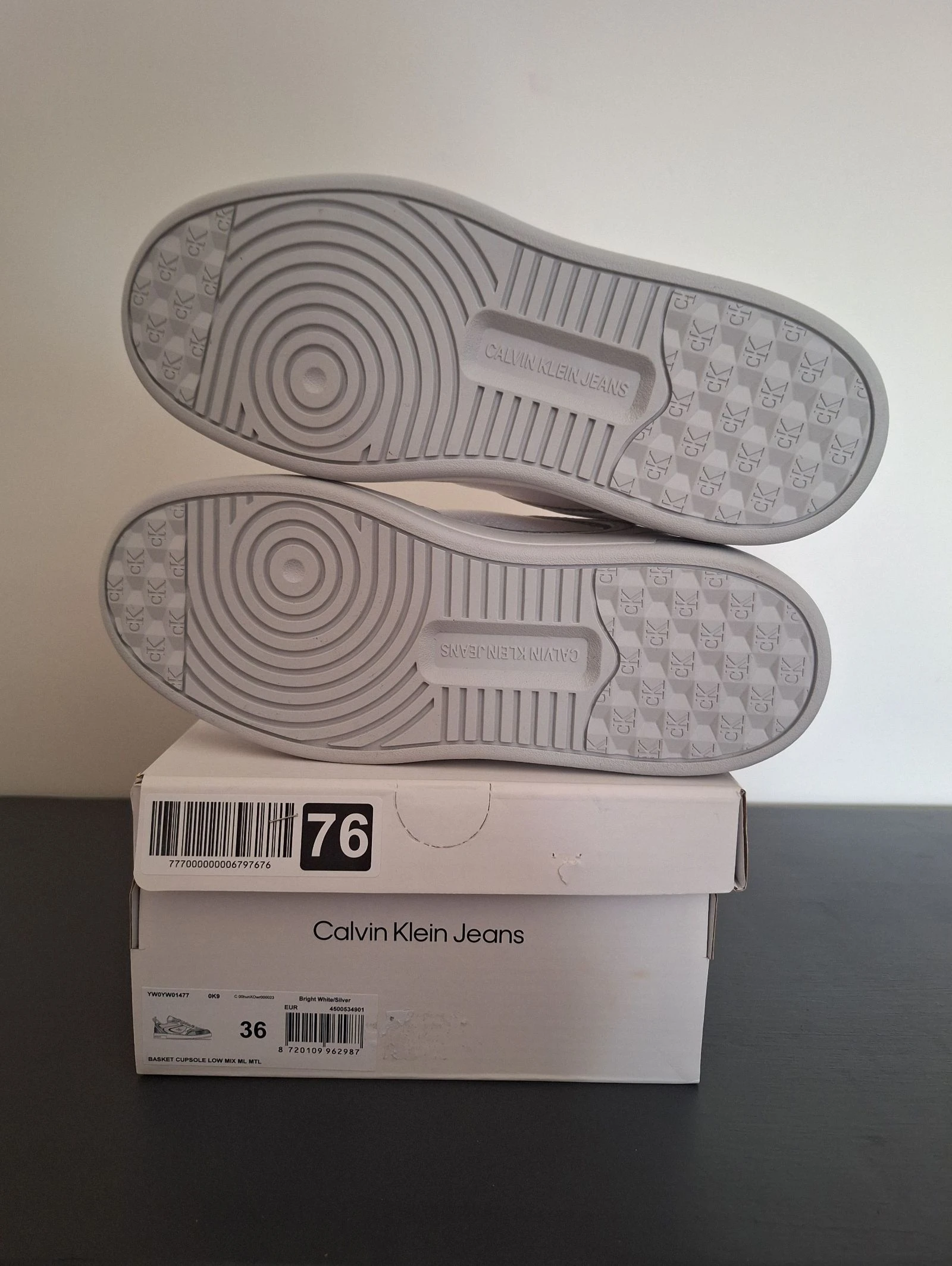 Tênis unissex branco com prata Calvin Klein novo tamanho 36 – photo 10